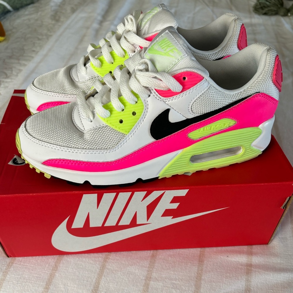 Nike Air Max 90